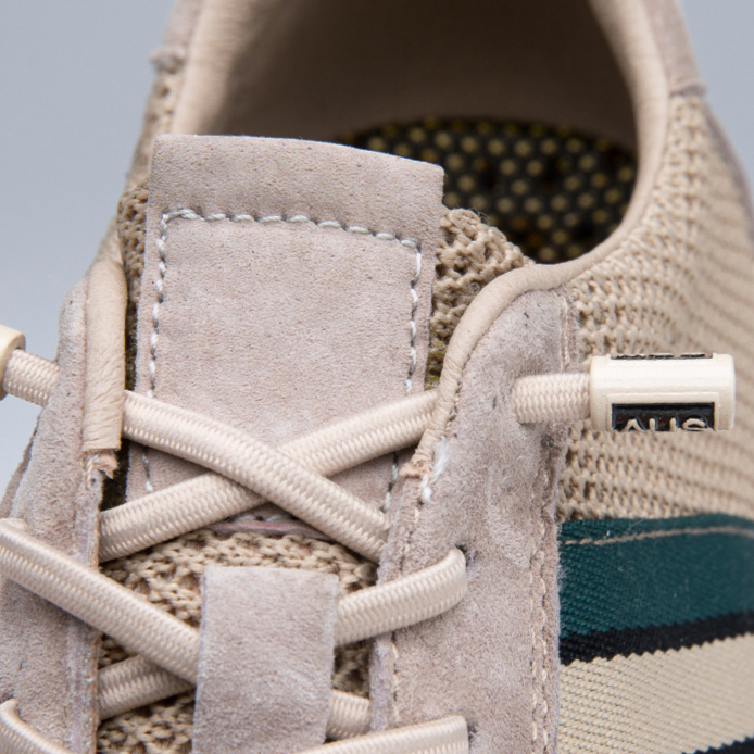 Robert™ Premium Sneakers