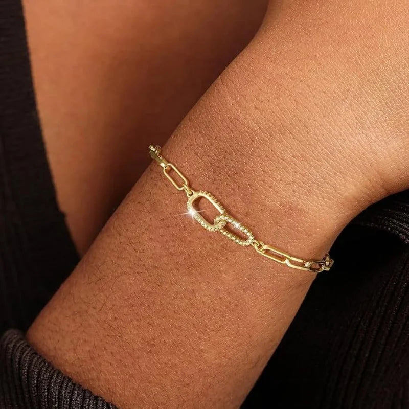 Maeve™ Modern Link Bracelet