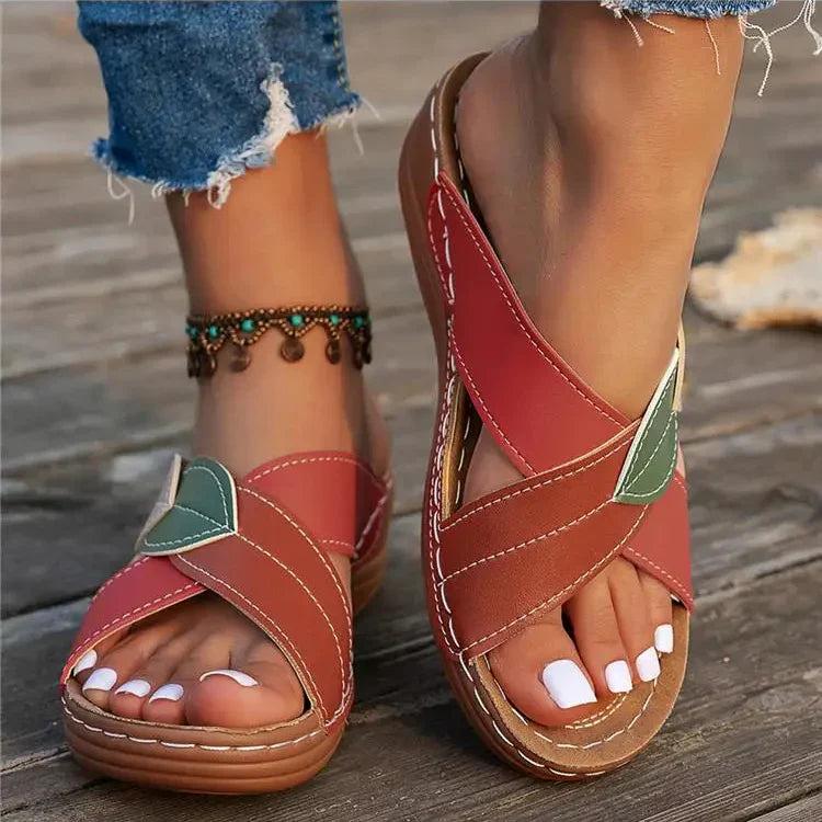 Naomi™ Modern Sandals