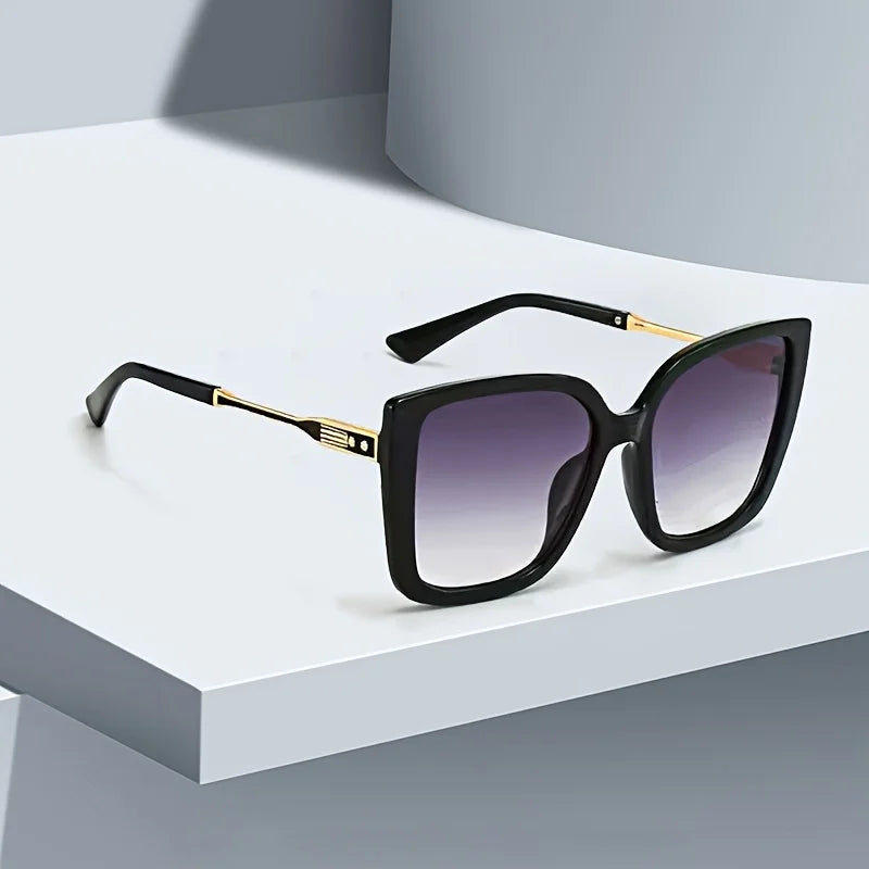 Journee™ Modern Sunglasses